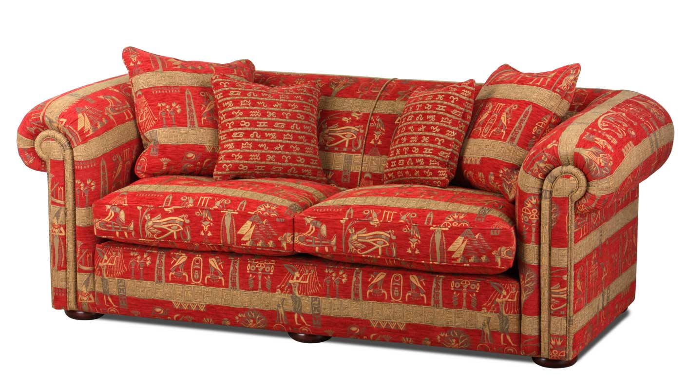 Bild vom Metropolitan Sofa im Kolonialstil-Stoff Rot